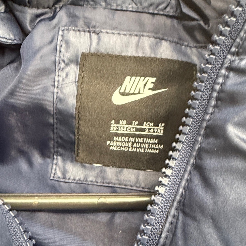 Nike Navy Blue Quilted Hooded Puffer Jacket - Picture 4 of 5